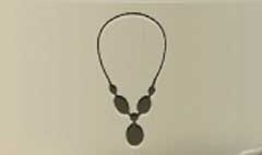 Necklace silhouette